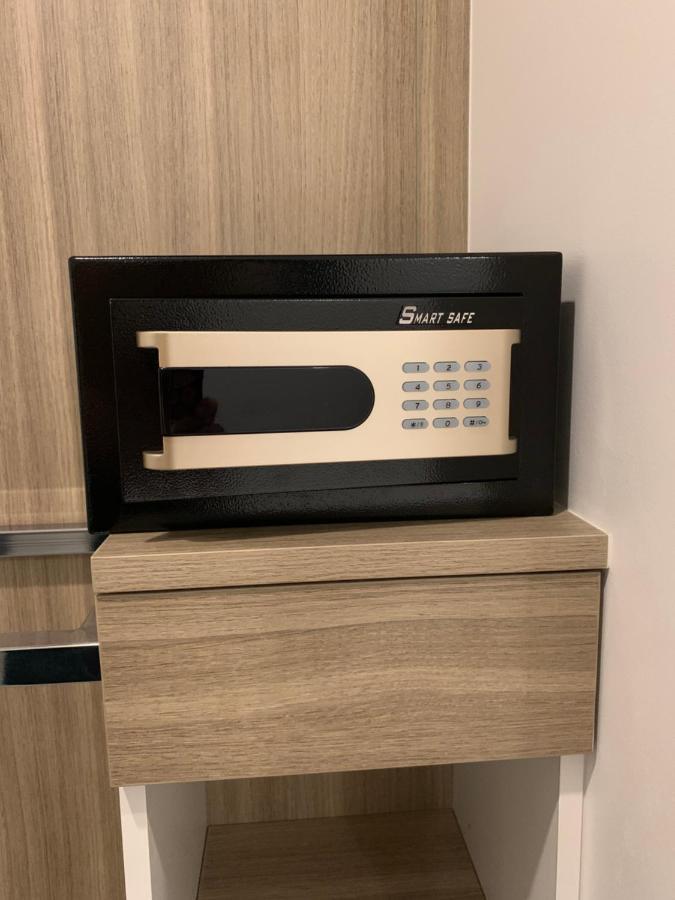 Thana Wisut Hotel Бангкок Экстерьер фото