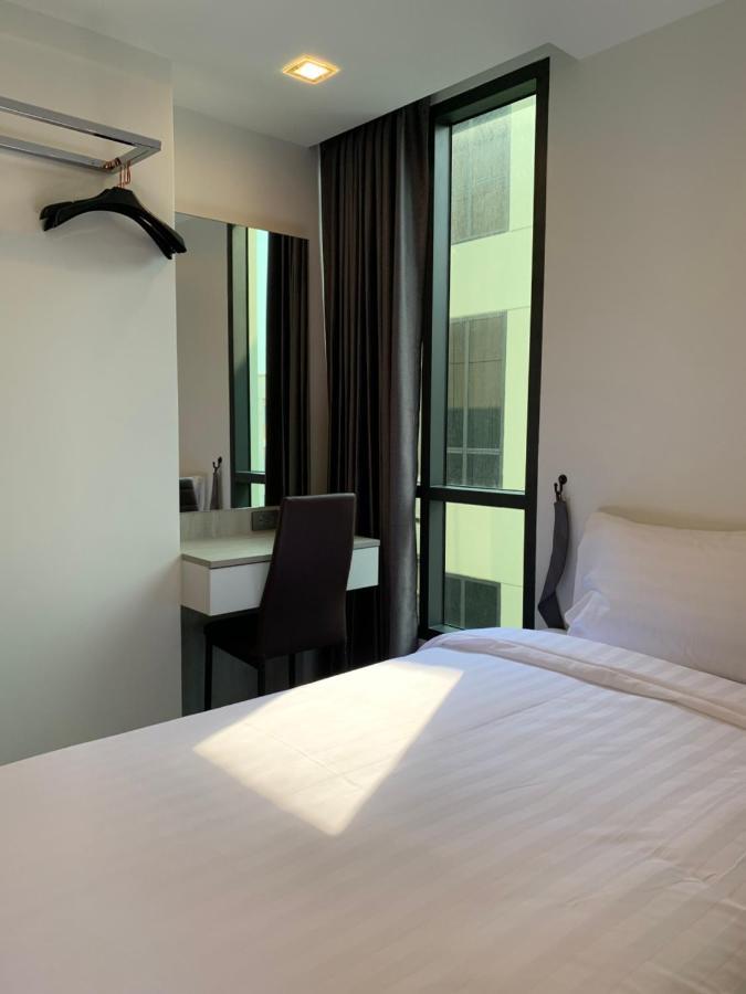 Thana Wisut Hotel Бангкок Экстерьер фото