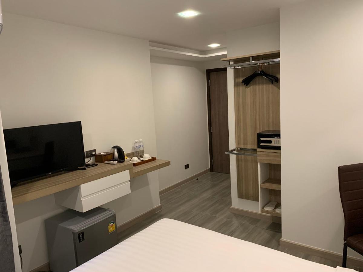 Thana Wisut Hotel Бангкок Экстерьер фото
